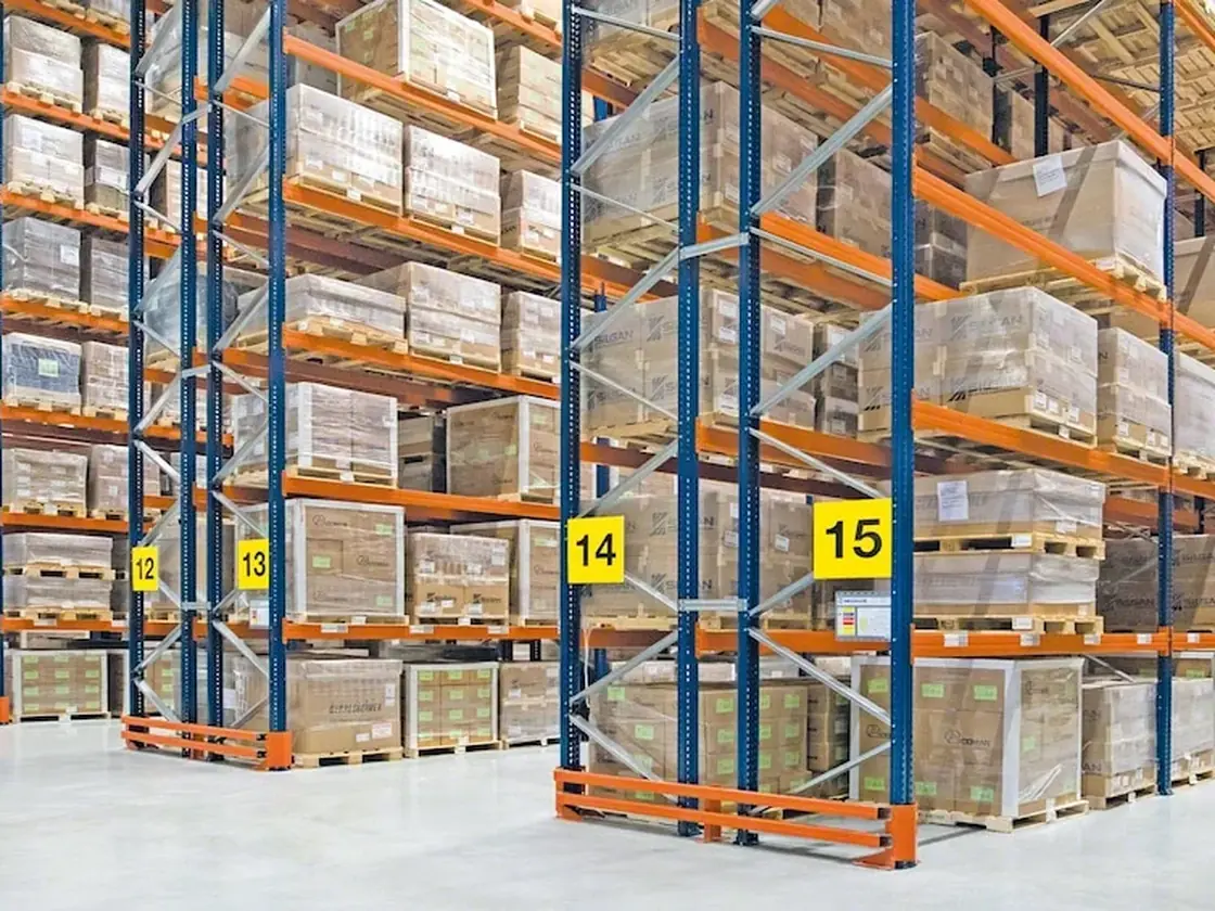 Pallet racking systems in a Mountain West warehouse