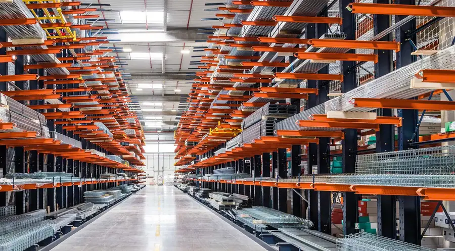 Double-sided cantilever racking in distribution center