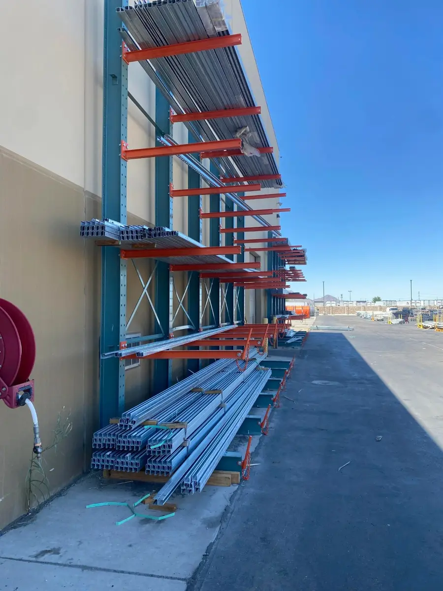 Cantilever rack in steel service center