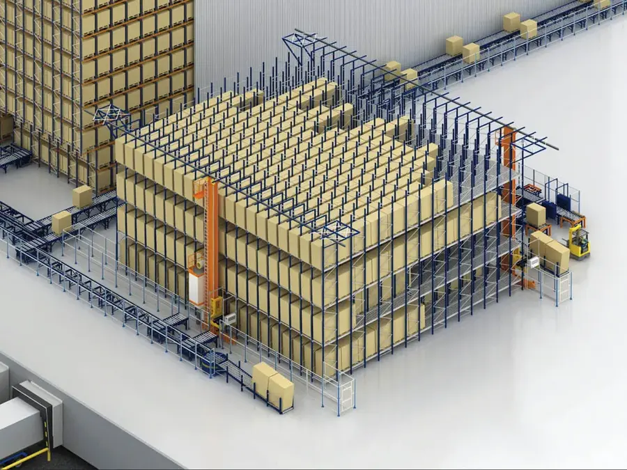 Belt conveyor system in warehouse distribution center