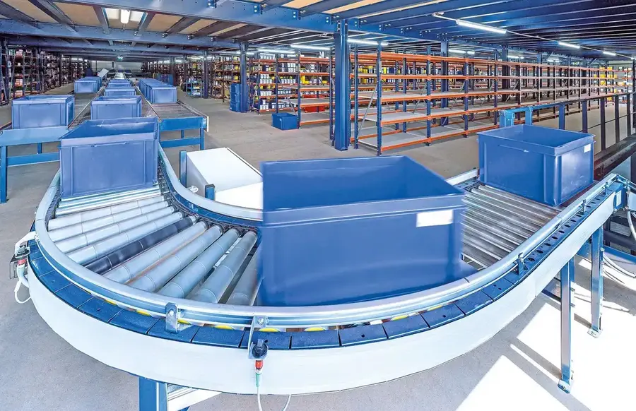 Conveyor sortation system for distribution