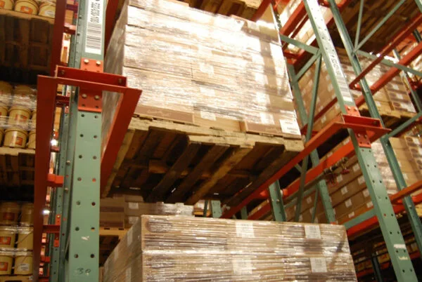 Drive-in racking system with forklift access