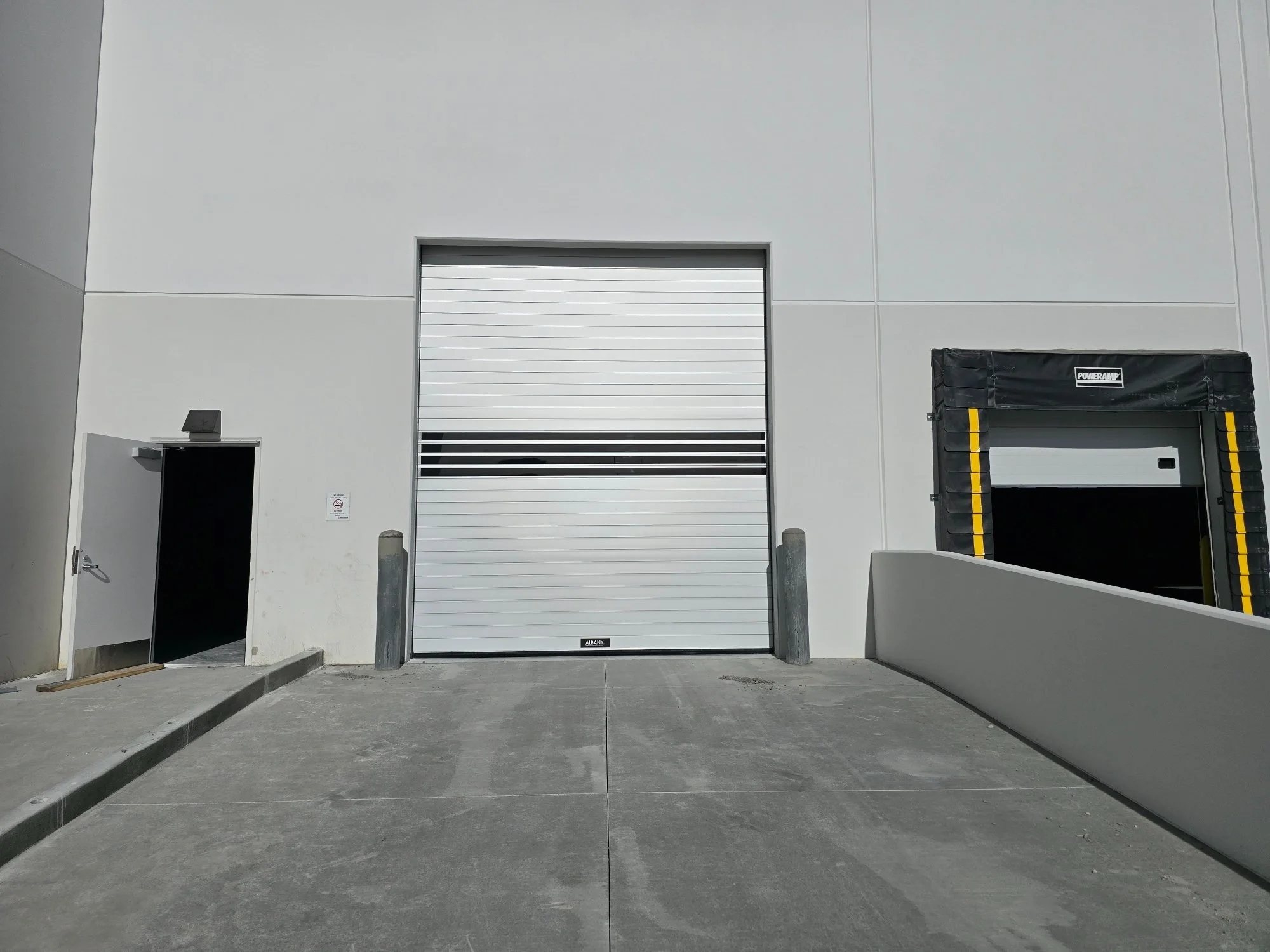 Heavy-duty overhead door with motor operator